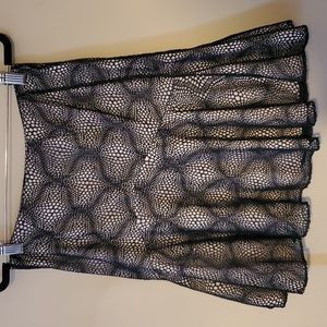 Zac Posen Black Lace Overlay Fit And Flare Skirt Size 2 NWT'S